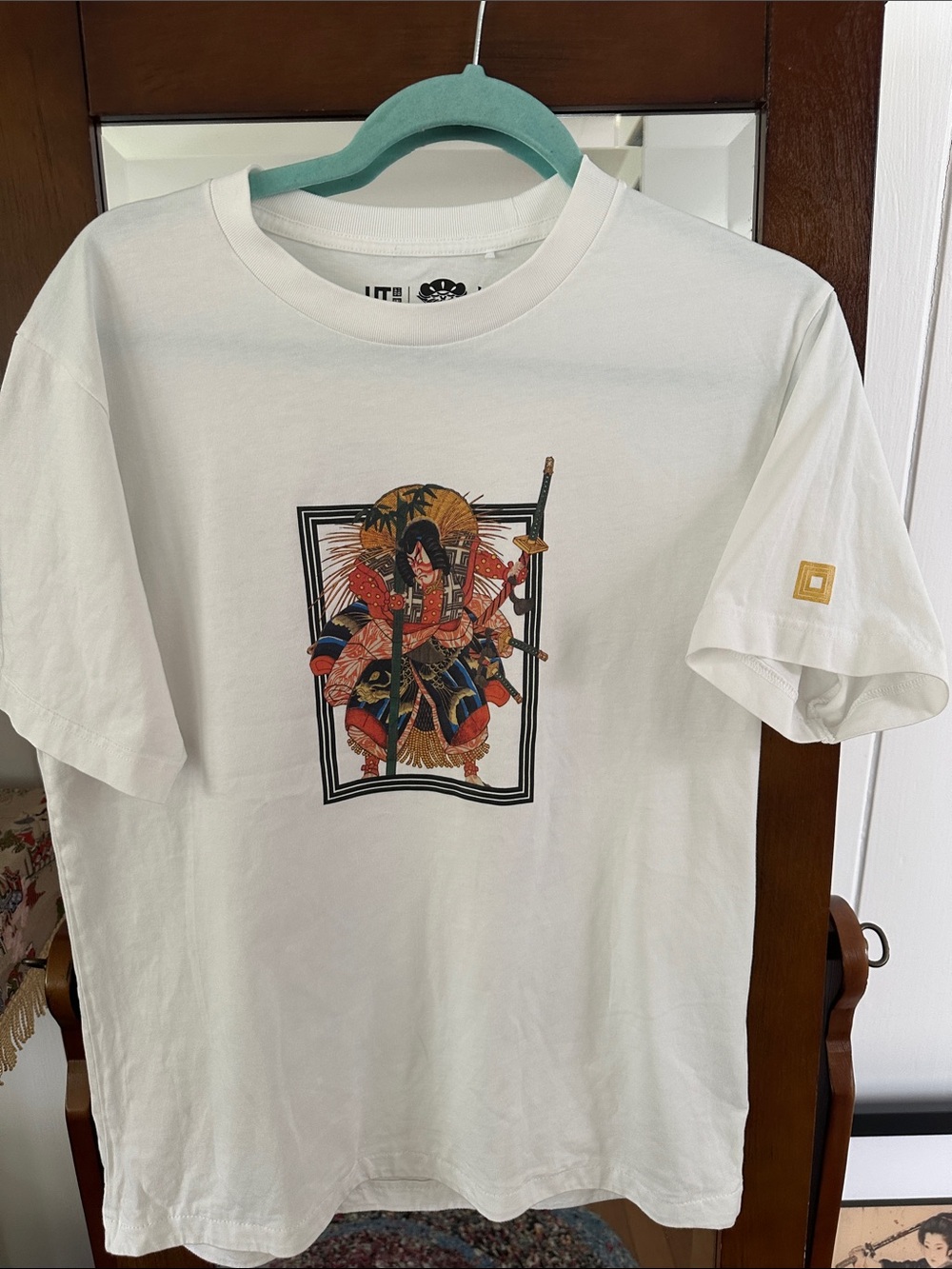 Hawaiis Uniqlo UT T is from series celebrating fabulous Japanese Kabuki theatre.